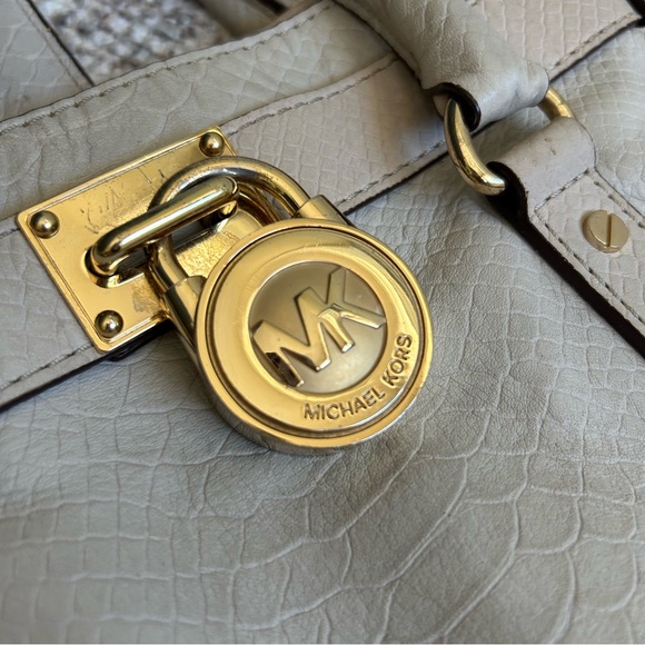 Purses Bundle - Picture 8 of 11